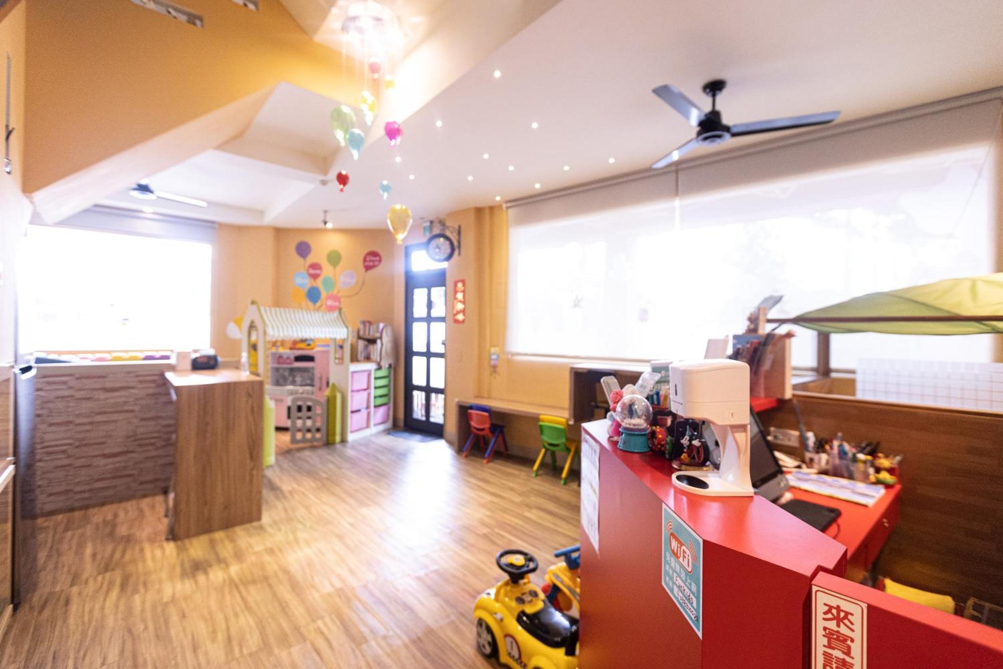 Fun Kids B&B Хуалиен Сити Екстериор снимка